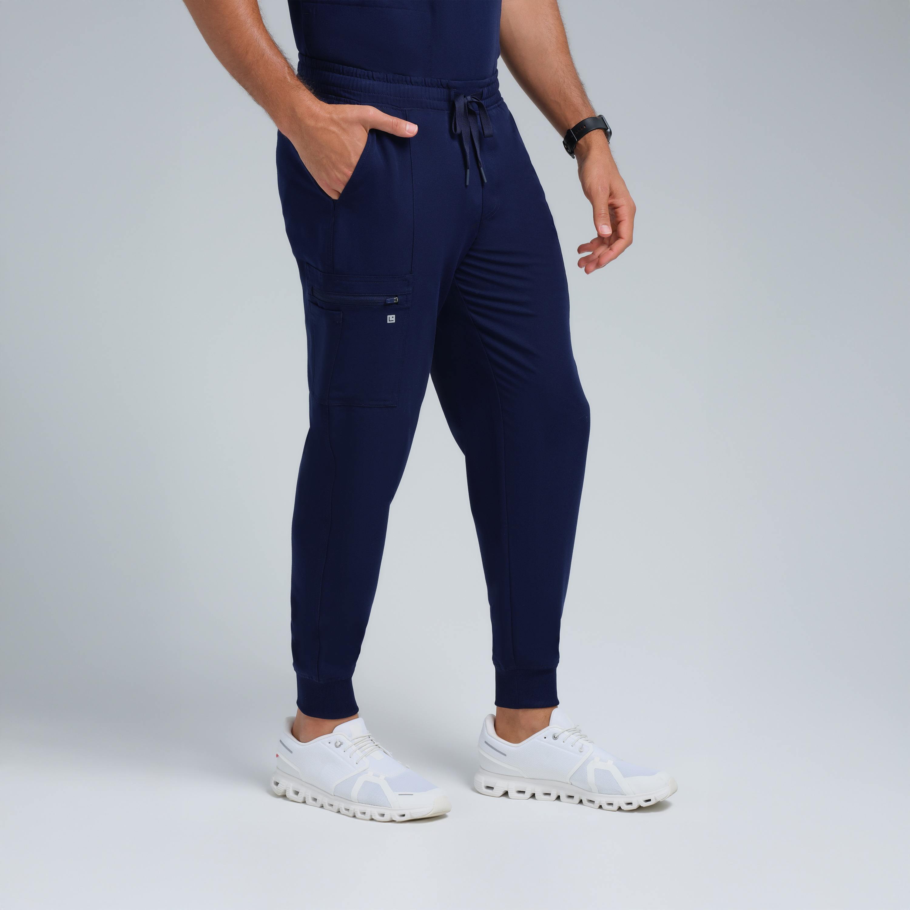 Kronos Men's Eight-Pocket Jogger Pant Navy