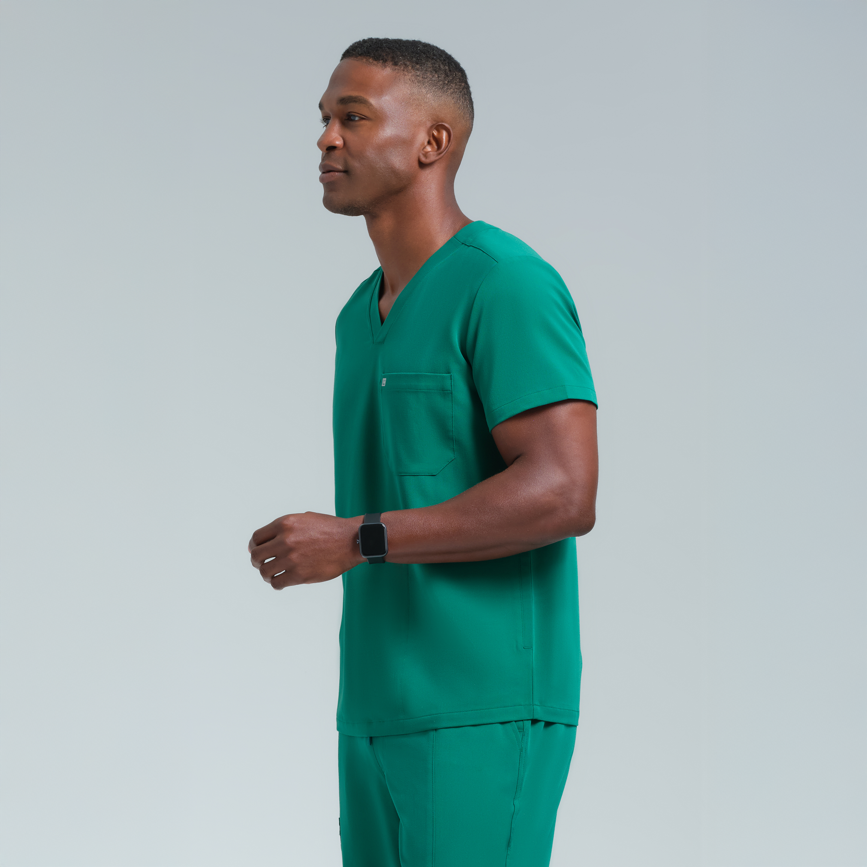 Neo Men’s Three Pocket Scrub Top Alpine Green