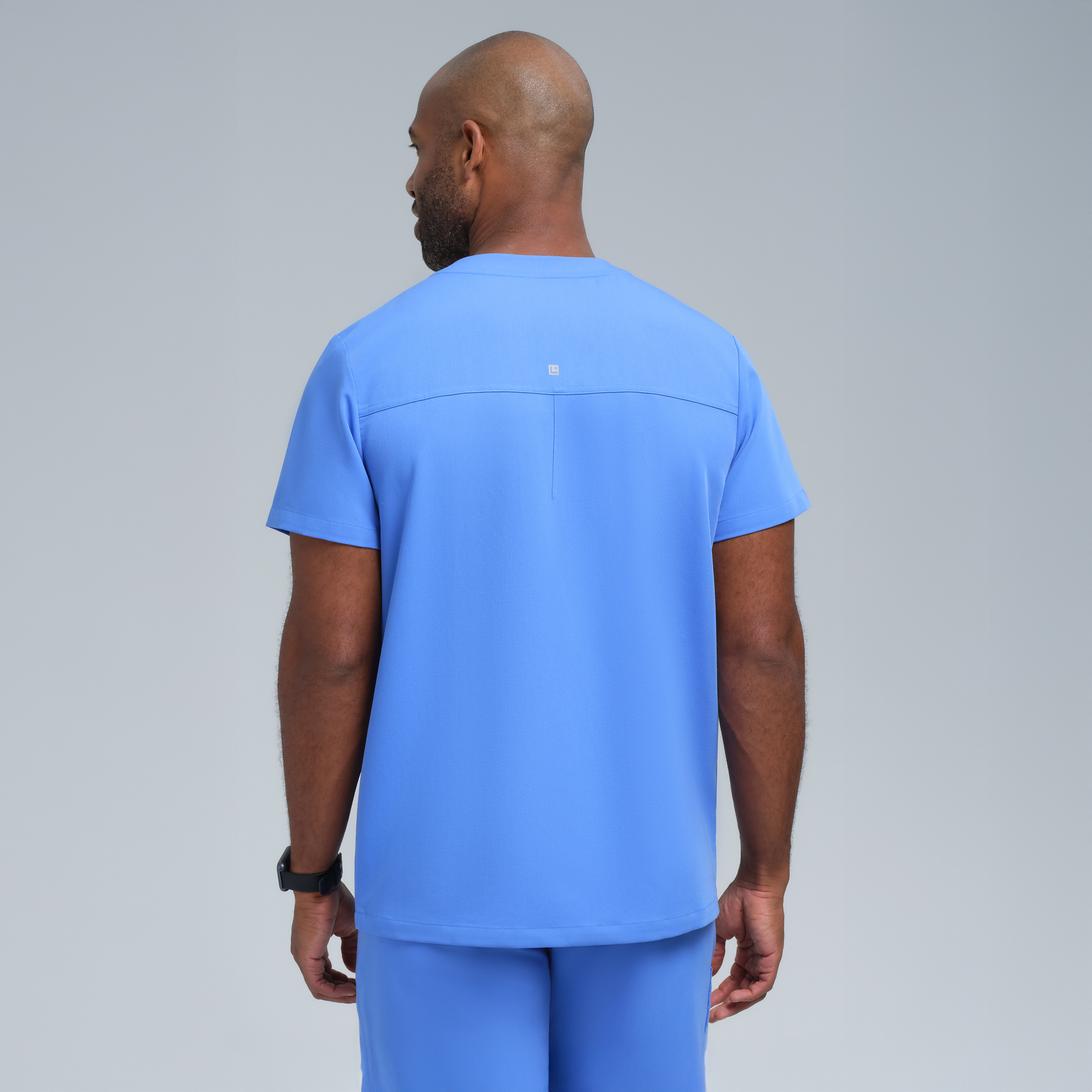 Neo Men’s Three Pocket Scrub Top Ceil Blue
