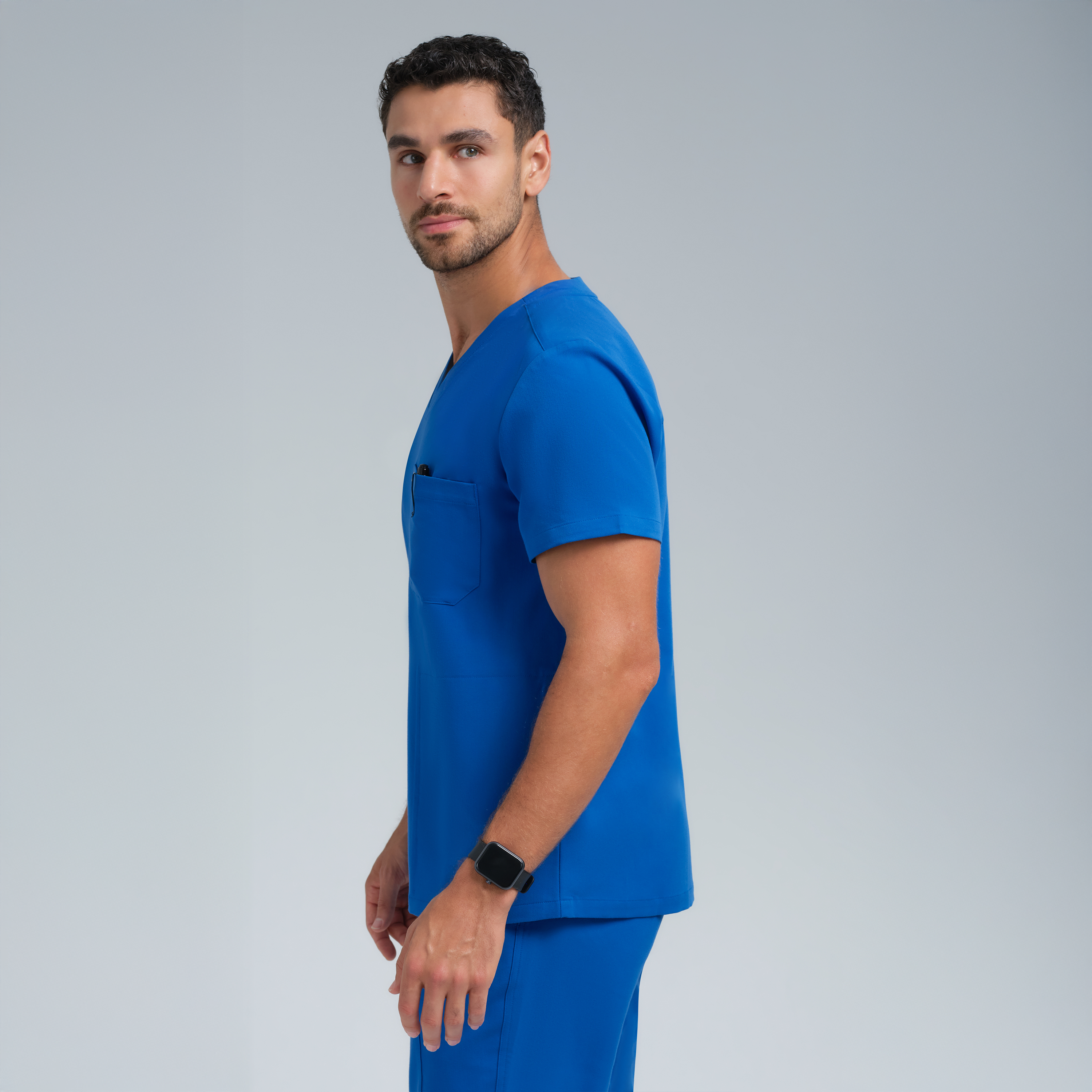 Neo Men’s Three Pocket Scrub Top Royal blue