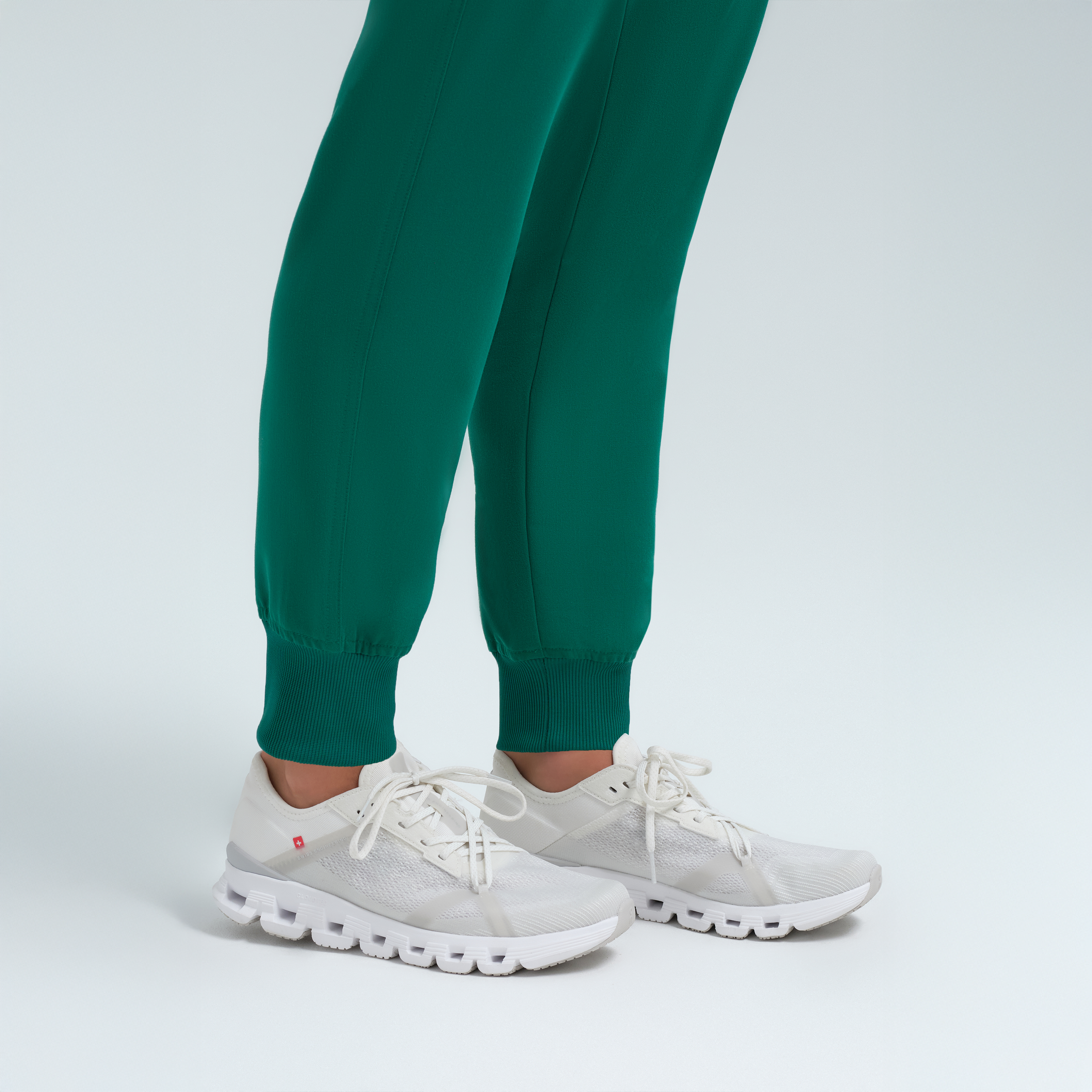 Selena Eight-Pocket Jogger Pants Alpine Green