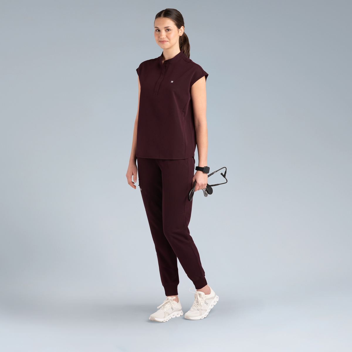 Blusa médica extragrande con tres bolsillos Alexandra