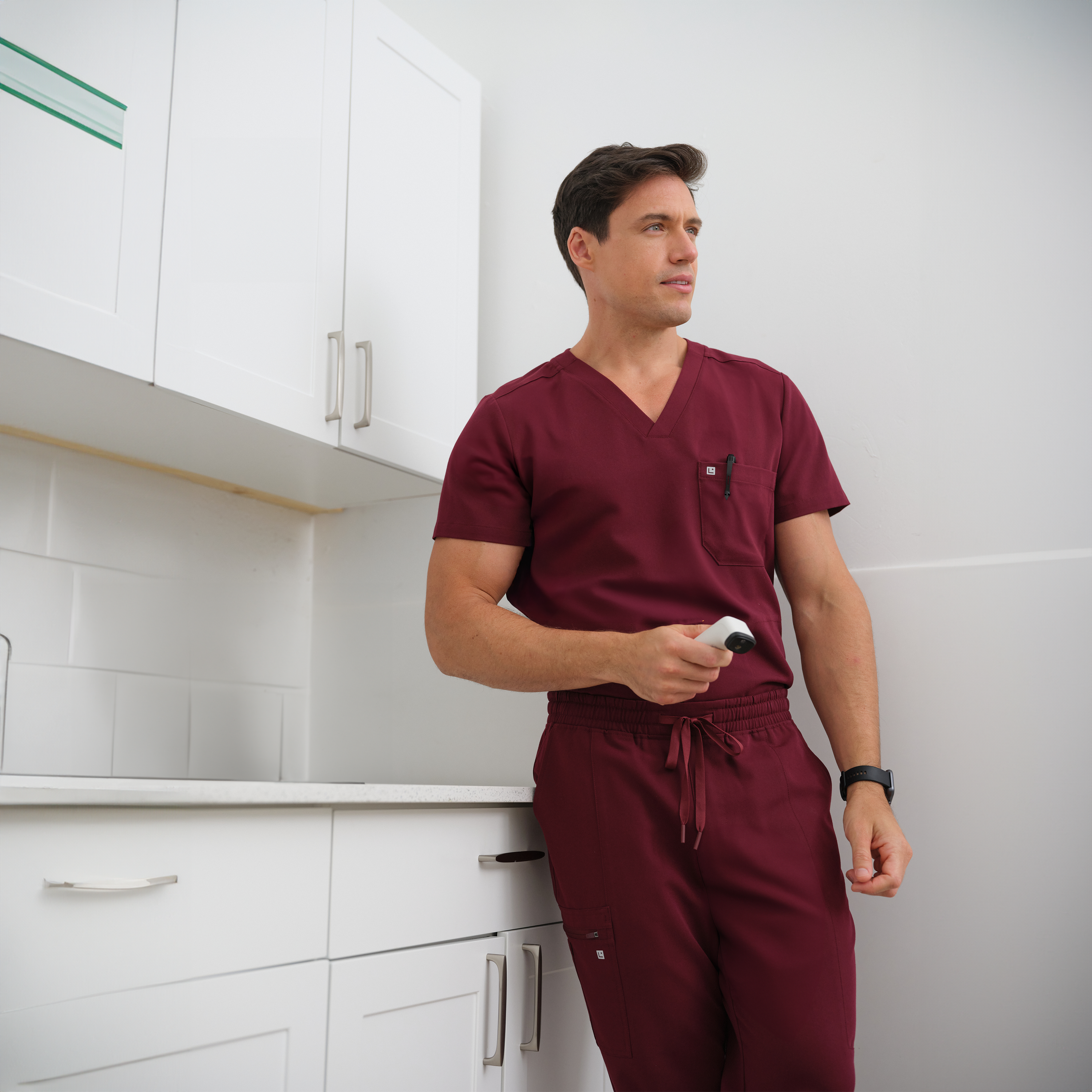 Blusa médica de tres bolsillos para hombre Neo