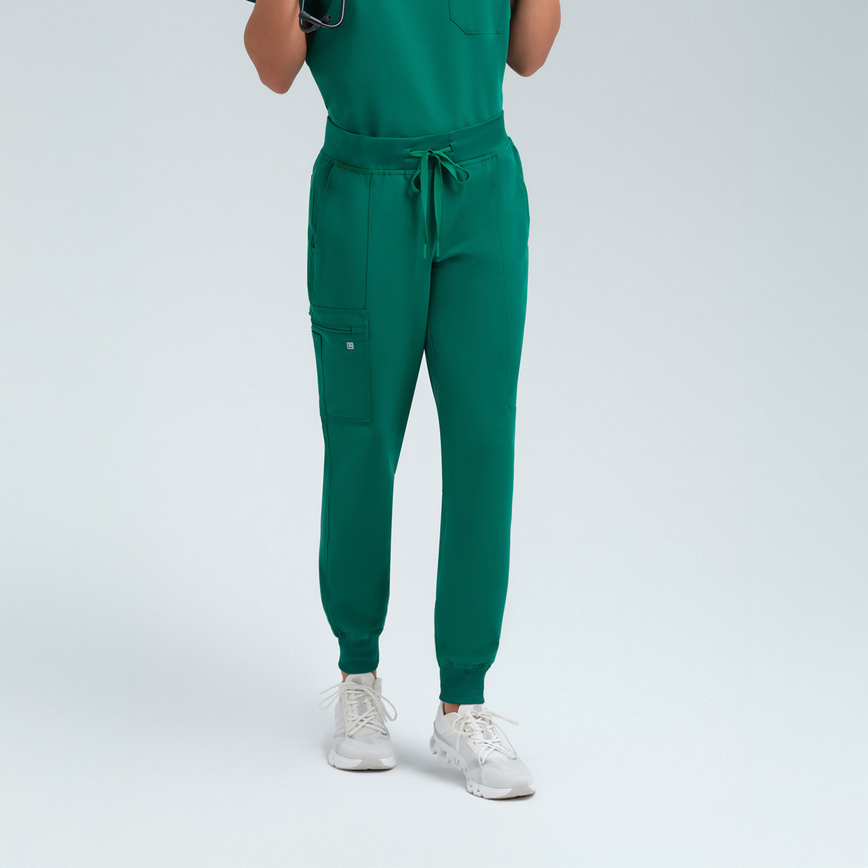 Selena Eight-Pocket Jogger Pants Alpine Green